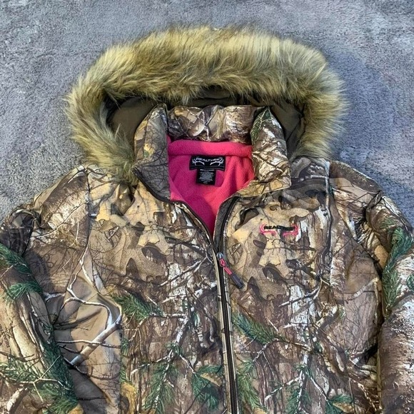 REALTREE Camo women's Puffer with faux fur hood and pink fleece Size L - Picture 2 of 8